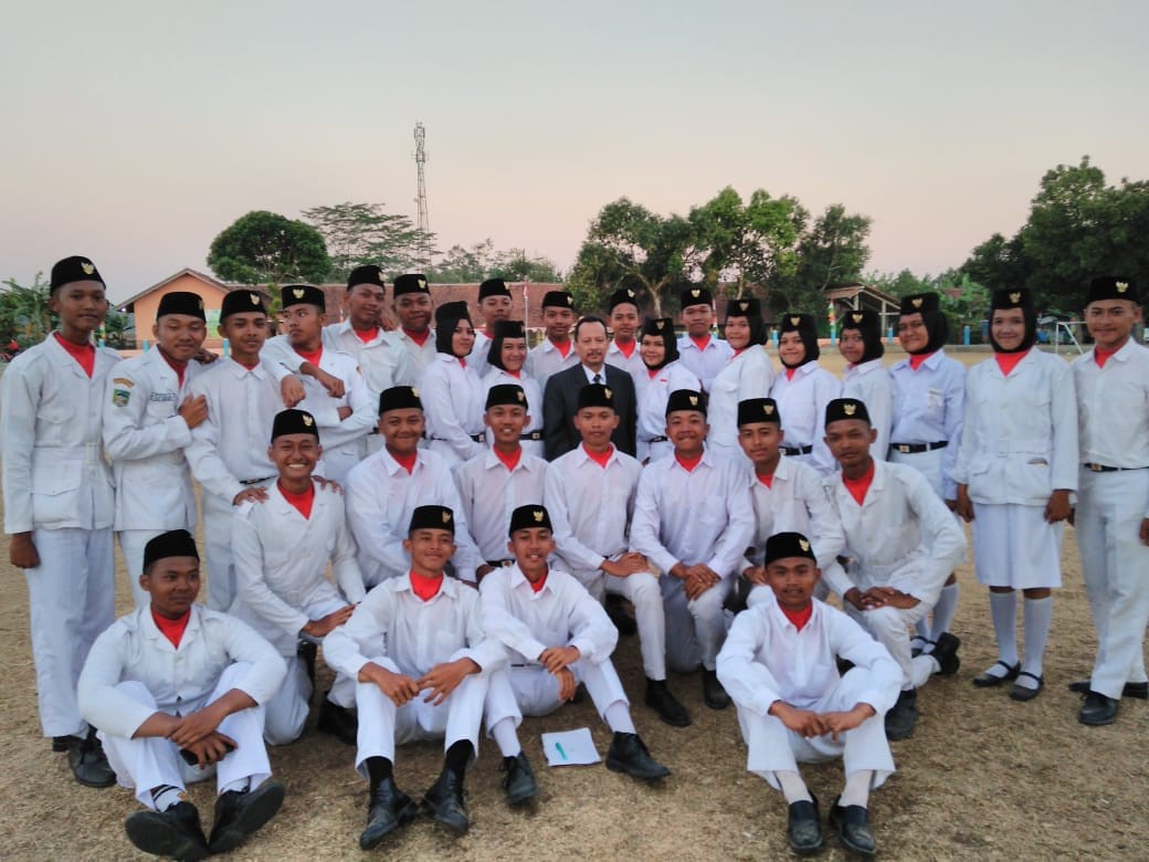 Pasukan Paskibra SMK Aryasatya Teknologi Patikraja